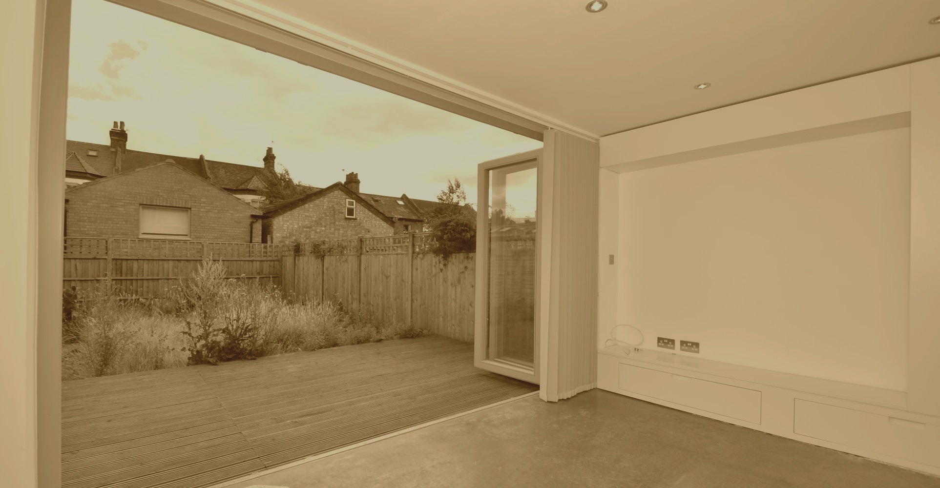 Slider, Glaziers in Walworth, SE17